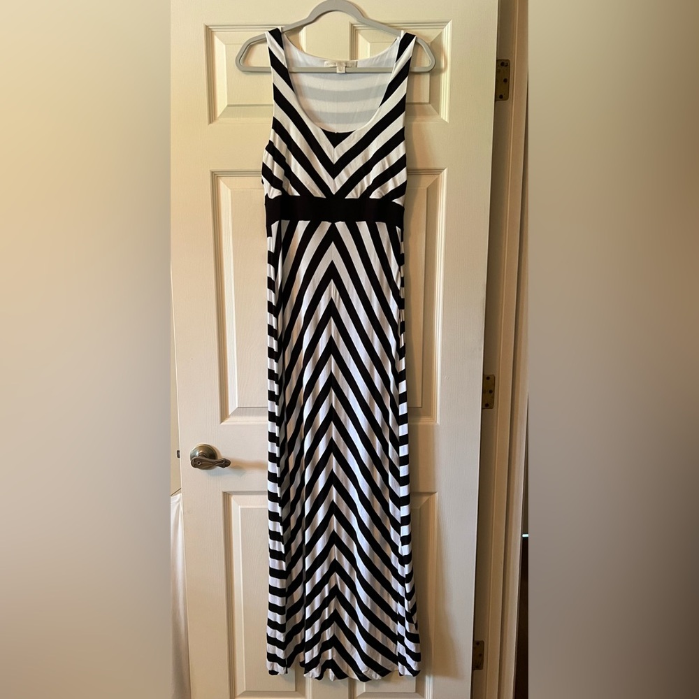 Lightly worn Boston, proper medium cotton dress